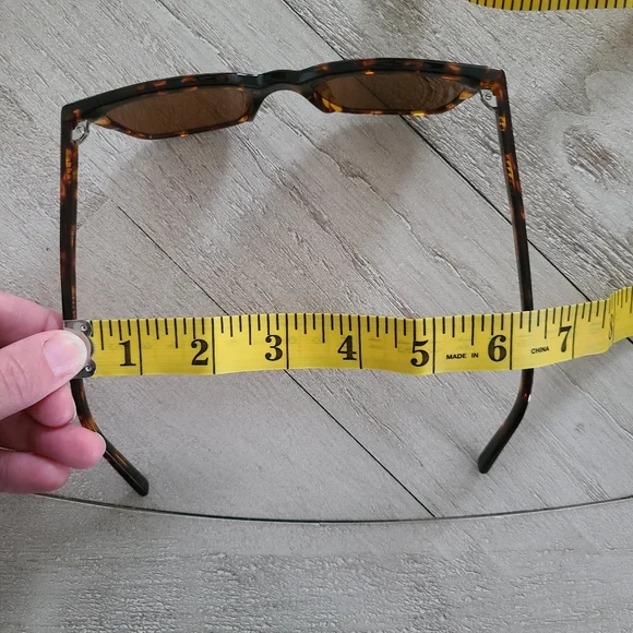 Diff Billie Xl Polarized Brown Tortoise Sunglasses - Picture 7 of 7